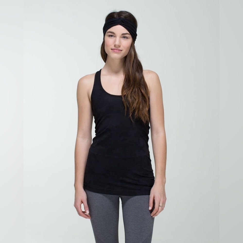 Lululemon Cool Racerback, Savasana Camo New Black, Size 8